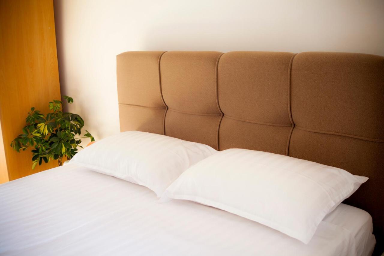 Amarilis Rooms Groznjan Ngoại thất bức ảnh