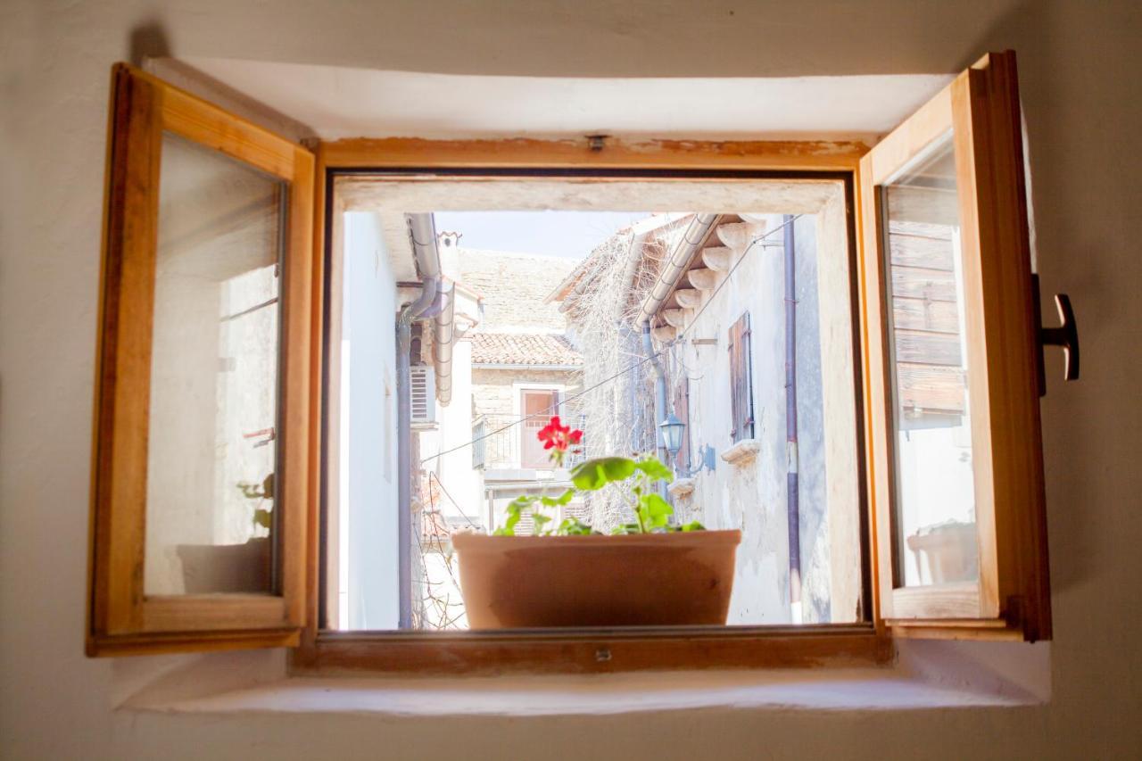 Amarilis Rooms Groznjan Ngoại thất bức ảnh